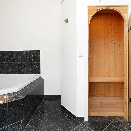 8 Person Holiday In Bl Vand בית נופש